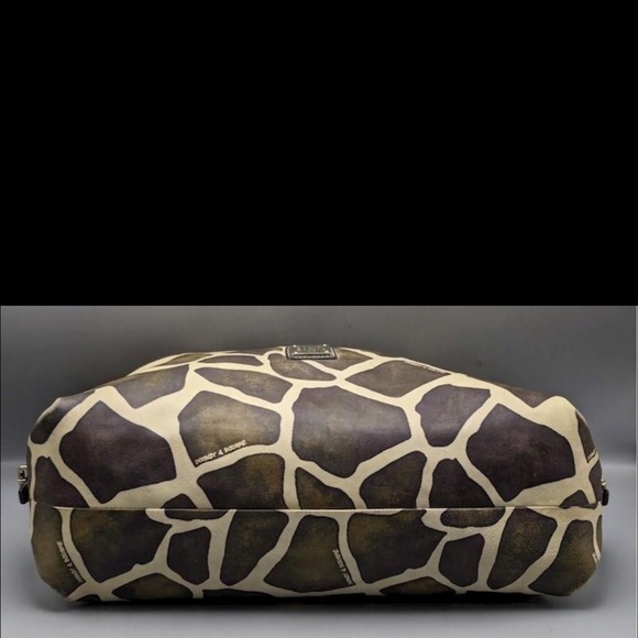 XXL Authentic Dooney & Bourke Shoulder Bag - SOLD - Picture 4 of 14